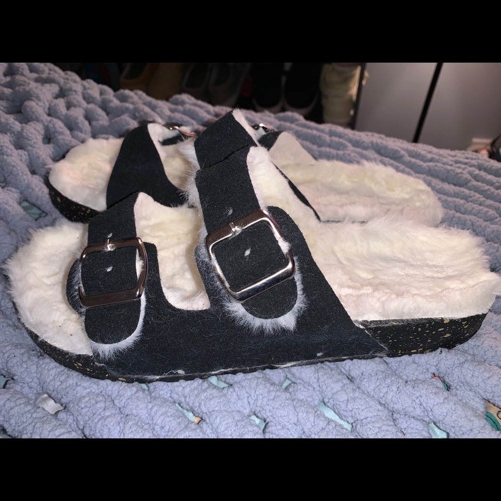 Generic Brand Fuzzy Birkenstocks